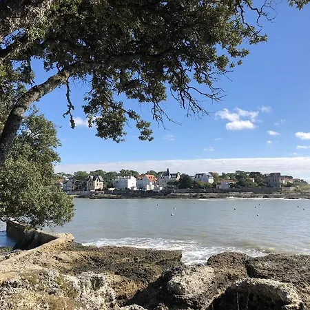 Palais Sur - Maison Situee Rue Des Ecoles - Au Calme Saint-Palais-sur-Mer