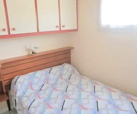 Palais Sur - Maison Situee Rue Des Ecoles - Au Calme סן-פאלה-סור-מר