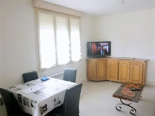 Villa Palais Sur - Maison Situee Rue Des Ecoles - Au Calme Saint-Palais-sur-Mer